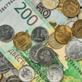 Srednji kurs dinara za evro danas 117,3765, za dolar 99,7251