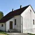 Parohijski dom pretvaraju u konak: U pravoslavnom selu Vrbica kod Livna pored crkve biće i prenoćište (foto)