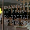 Duži prekid snabdevanja gorivom s Bliskog istoka ugušio bi globalnu ekonomiju