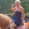 "Hoću da ti rađam sinove" Maja uzjahala konja pa šokirala - sve se trese: Ovo je njena nova zanimacija
