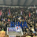 Puna hala u Kraljevu, atmosfera dovedena do usijanja kad je ušao Vučić: Predizborni skup podrške održava se u Novoj hali…