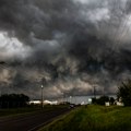 Ka Balkanu juri olujni ćelijski oblak! Dramatično upozorenje meteorologa, očekuje se katastrofa