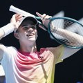 "Mini Federer" osvojio Australijan open: Izgubio samo jedan set - od Srbina