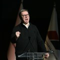 Studenti FDU su „prepravili“ Vučićev video u narodnoj nošnji i sad ima više smisla: „Pomalo je fora, a u stvari…