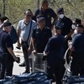 U sudaru kamiona i školskog autobusa u Italiji poginula učiteljica, povređeni vozači