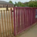 Direktorka škole na Ceraku o padu kapije: Učenica dobro, kapija mogla pasti samo ako je izmeštena