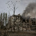 Зеленски: Више од 300 руских дронова и 37 ракета гађало енергетски сектор и цивилну инфраструктуру Б