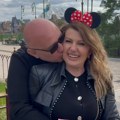 Bajka u Parizu: Viki Miljković i Taške proslavili 30 godina ljubavi u Diznilendu!