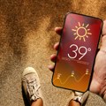 Ne ostavljajte telefon na suncu: Letnja vrućina ubija baterije, ovako zaštitite telefon