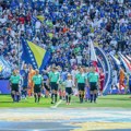 VIDEO Navijači Bosne oteli zastavu Srbije i nasrnuli na navijača na stadionu, pojavio se snimak incidenta