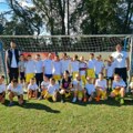 Škola fudbala za najmlađe ponovo u Budisavi Deca oduševljena, a evo šta im je još potrebno