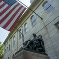 Zašto ćute američki intelektualci: Čitajte u tekstu Rumene Bužarovske u novom broju Nedeljnika
