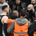 Umalo se potukao sa Ponitkom, sada se opet udružio sa košarkašem Partizana: Karlik se pohvalio novom tetovažom