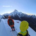 Zastrašujući snimak, poginuo planinar! Pokušao da napravi slike, pa tragično izgubio život (video)