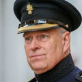 Princ Endru 2006. ugostio Epstina, Maksvel i Vajnstina u svojoj rezidenciji