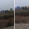 Четворо мртвих на путу Ириг - Рума: Стравични удес са радном машином, призор је језив