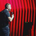 "Bio sam na nastupu našeg pevača u Nemačkoj i šokirao se - pevao je u poslastičarnici, nema binu, vrištao je na mikrofon"