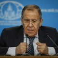 Lavrov: Rusija spremna da mirno reši sukob sa Ukrajinom, ali…