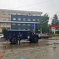 Zapaljen auto vlasnika „Kosovo onlajna”, očekuje se da se počinioci privedu pravdi