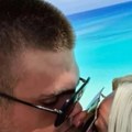 Naša pevačica (48) zavela 24 godina mlađeg i povela ga na Maldive: "Ko čeka, taj dočeka", pa usledio krah