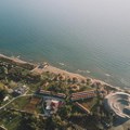 Od jula važi zakon, a od juče naplaćuju: Jedno od najposećenijih mesta u Crnoj Gori više nije besplatno! Burna rasprava…