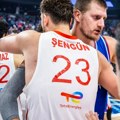 Turci brutalno prozvali Jokića, stavili ga na karikaturu sa Šengunom: "Ko je to beba..."