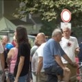 „Ko je odgovoran“: Protest u Bačkoj Palanci povodom dva meseca od brutalnog napada pristalica SNS na demonstrante