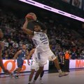 (VIDEO) Nesportski gest Kolsona – gađao Doužera u glavu