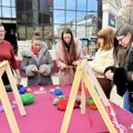 RADIONICA NA OTVORENOM U CENTRU GRADA: Građani učili tkanje i stare zanate!