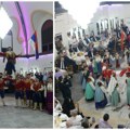 Veče uz muziku i običaje iz „Starog kraja“ Crnogorci u Somboru proslavili tradiciju uz folklor, gusle i prosidbu mlade