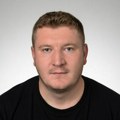 Ubica u bekstvu, policija objavila fotografiju! Bosanac visok dva metra sinoć ubio čoveka: "Opasan je, sklonite se ako ga…