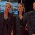 Svi bruje o izgledu Nine Janković: Zanosna glumica došla na premijeru u miniću i napravila potpuni haos (video)