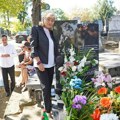 Ovo je jedina pevačica koja je došla na pomen Tomi Zdravkoviću: Estrada zakazala, a prvi pevaju njegove pesme