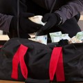 Građani im dali milione za siromašne, oni pobegli iz zemlje: Novac trošili na spa-centre i podmlađivanje