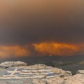 Šumski požari pustoše Grčku, brojna naselja evakuirana