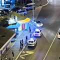 Muškarac (40) pretučen i izboden nožem na Voždovcu! Policija na licu mesta, odmah prevezen u bolnicu