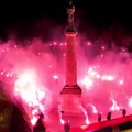 Beograd pamti, tačno u ponoć zasvetlela tvrđava: Slava žrtvama NATO agresije (video)