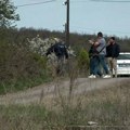 Policija dovela dva svedoka na mesto nestanka male Danke (2): Pokazuju teren, policajac ih snima