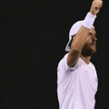 Priredili iznenađenje za pamćenje: Đoković, Federer i Nadal poklonili su se svom rivalu (foto/video)