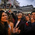 Nekoliko hiljada ljudi u Parizu na mitingu protiv krajnje desnice