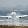 Srušio se avion pored škole u Australiji, dve osobe lakše povređene