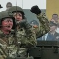 (Foto, video) cela Amerika na nogama! Tramp održao veliku vojnu paradu, demonstracije protiv njega u brojnim državama: "Da li…