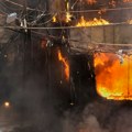 Пожар у згради у Њу Делхију, настрадало најмање 18 људи