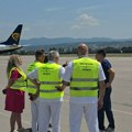 Prva grupa povređenih iz Crne Gore stigla u Niš: Tokom dana i drugi let iz Tivta