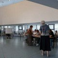Да ли ће нове кабине за гласање које набавља РИК олакшати прекрајање изборне воље грађана?
