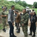 Ministar Memić i gradonačelnik Biševac obišli meštane poplavljenih područja u Novom Pazaru