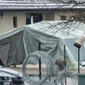 Policija tzv. Kosova traži od Srba da sklone šator ispred opštine LEPOSAVIĆ: Mirno protestuju protiv lažnih…