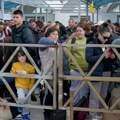 Agonija na Santoriniju, zakrčeni putevi ka glavnoj luci: Trajekti prepuni, haotične scene