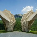 Betonski svjedoci zajedništva: Ko čuva jugoslavensko kulturno naslijeđe