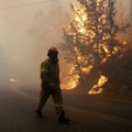 Drugi dan kako besni požar na grčkom ostrvu Hios: U toku evakuacija stanovnika, vlasti šalju još vatrogasaca